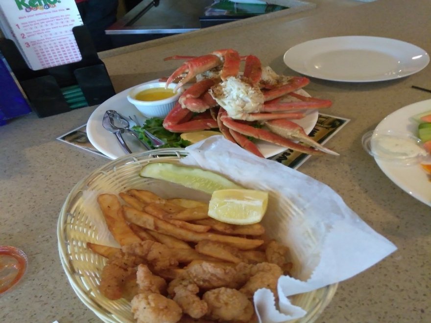 Schooner's Oceanfront Bar & Lounge Schooner's Oceanfront Bar & Lounge
