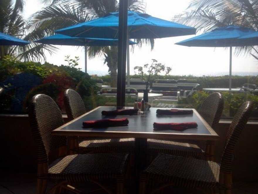 Schooner's Oceanfront Bar & Lounge Schooner's Oceanfront Bar & Lounge