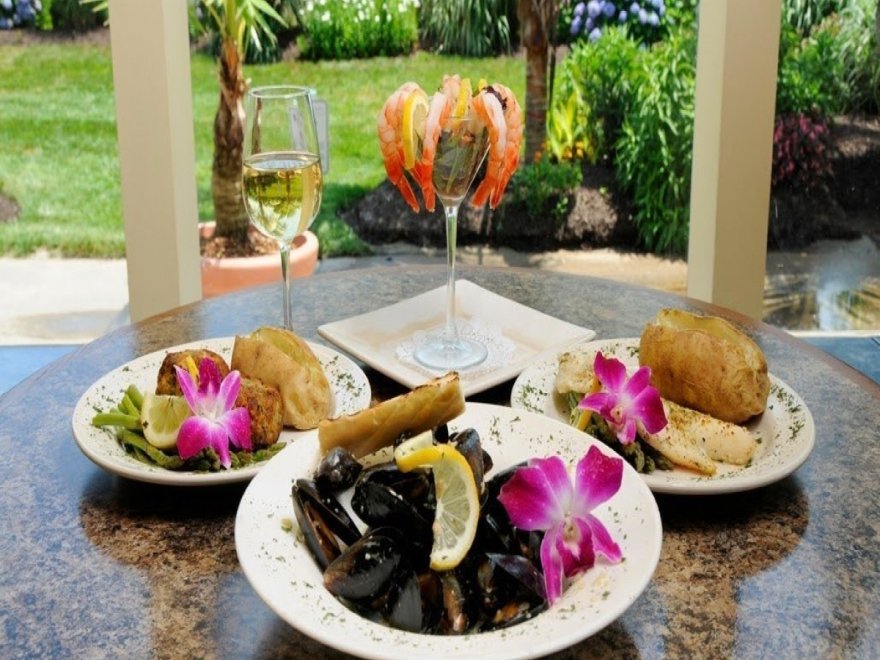 Reef 118 Oceanfront Restaurant Reef 118 Oceanfront Restaurant