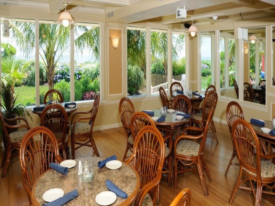 Reef 118 Oceanfront Restaurant Reef 118 Oceanfront Restaurant