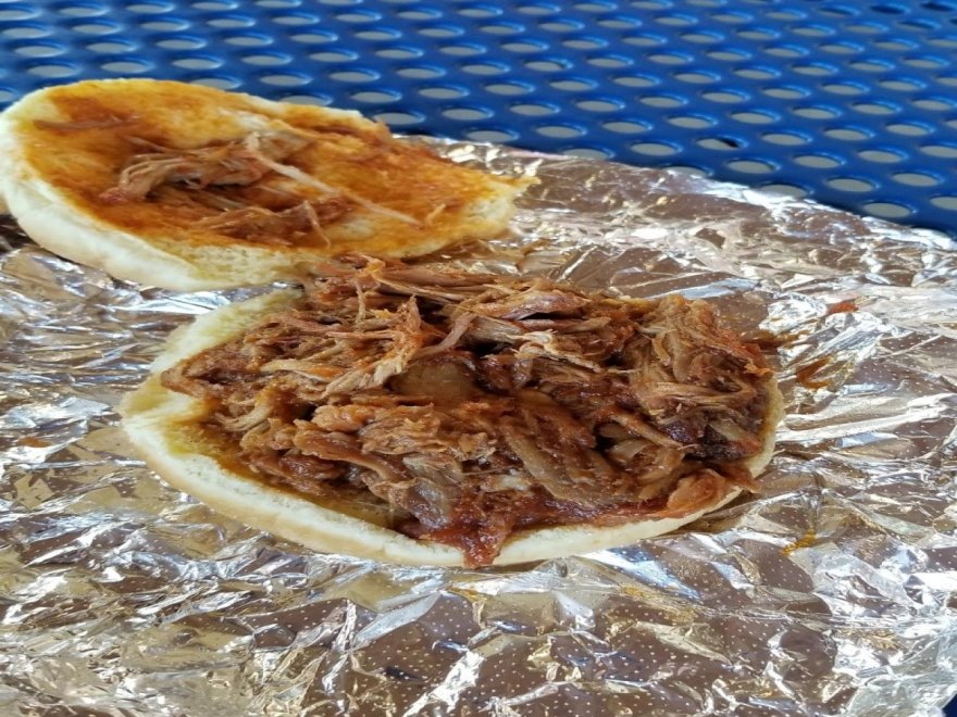 Smoker's BBQ Pit Smoker's BBQ Pit