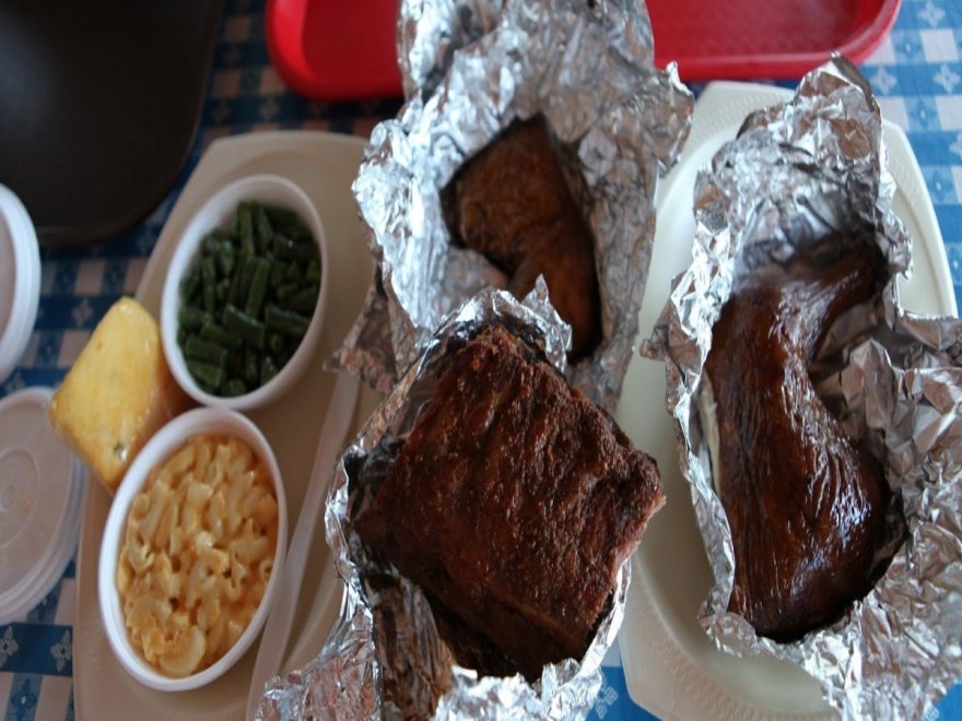 Smoker's BBQ Pit Smoker's BBQ Pit