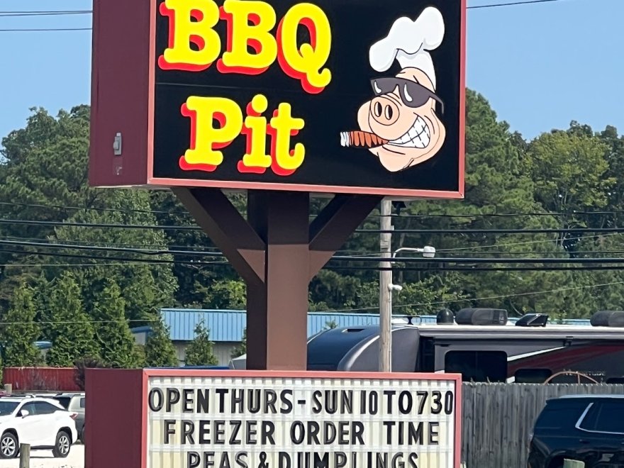 Smoker's BBQ Pit Smoker's BBQ Pit