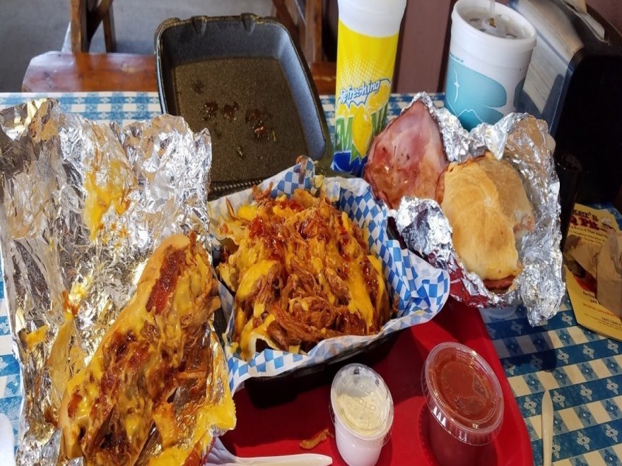 Smoker's BBQ Pit Smoker's BBQ Pit