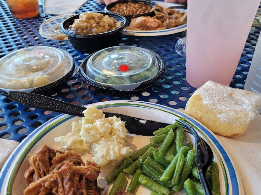 Smoker's BBQ Pit Smoker's BBQ Pit