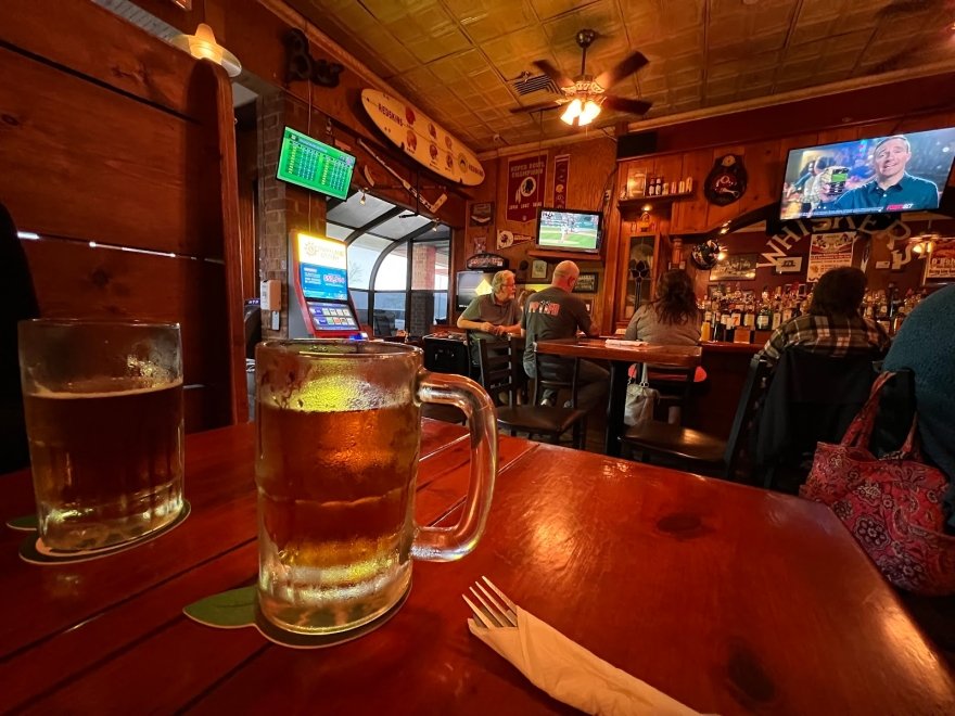 Whiskers Pub Whiskers Pub