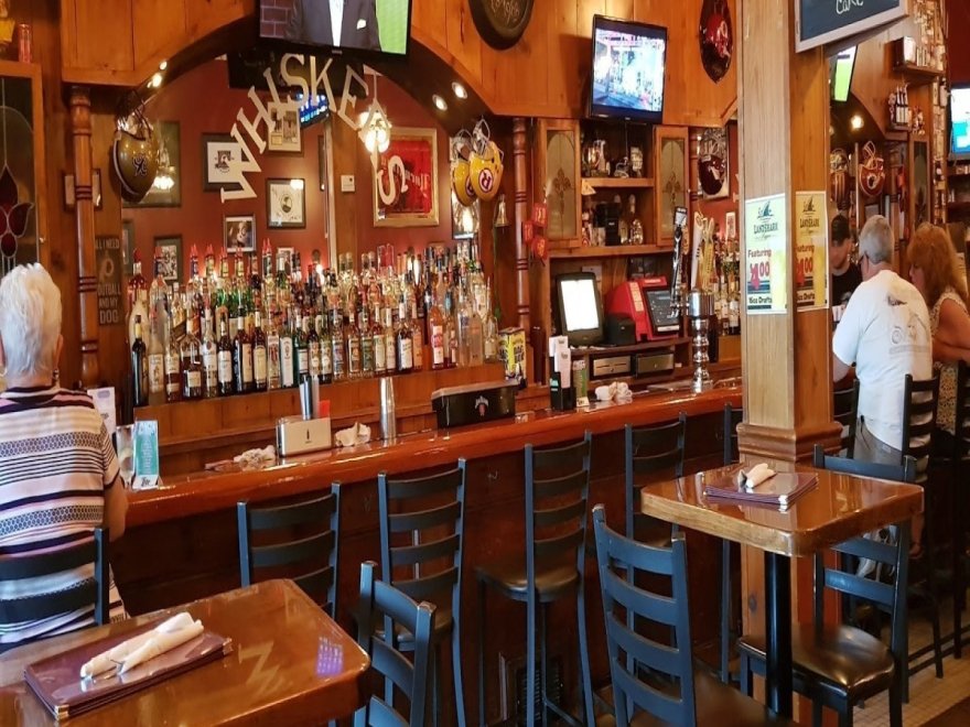 Whiskers Pub Whiskers Pub