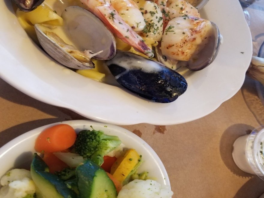 Higgins Crab House North Higgins Crab House North