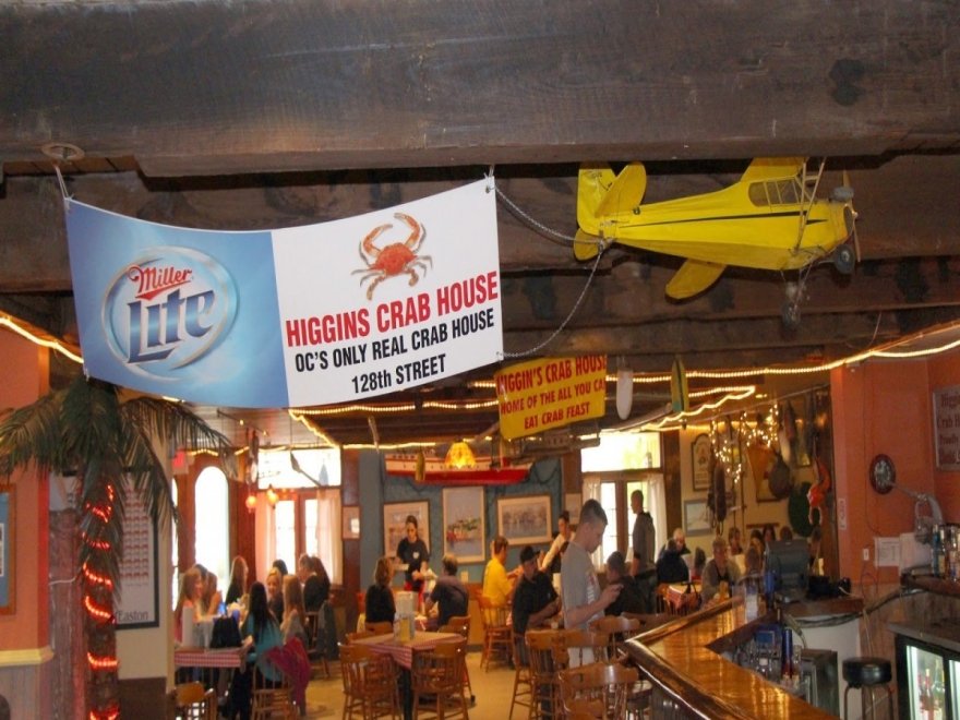 Higgins Crab House North Higgins Crab House North
