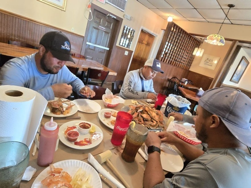 PGN Crab House PGN Crab House