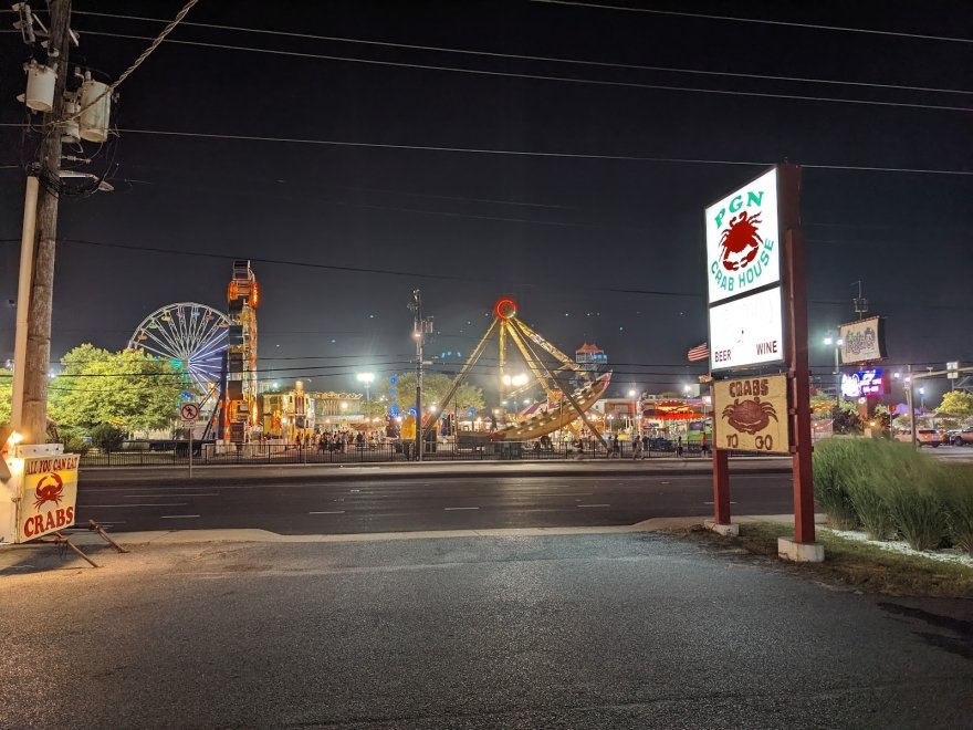 PGN Crab House PGN Crab House