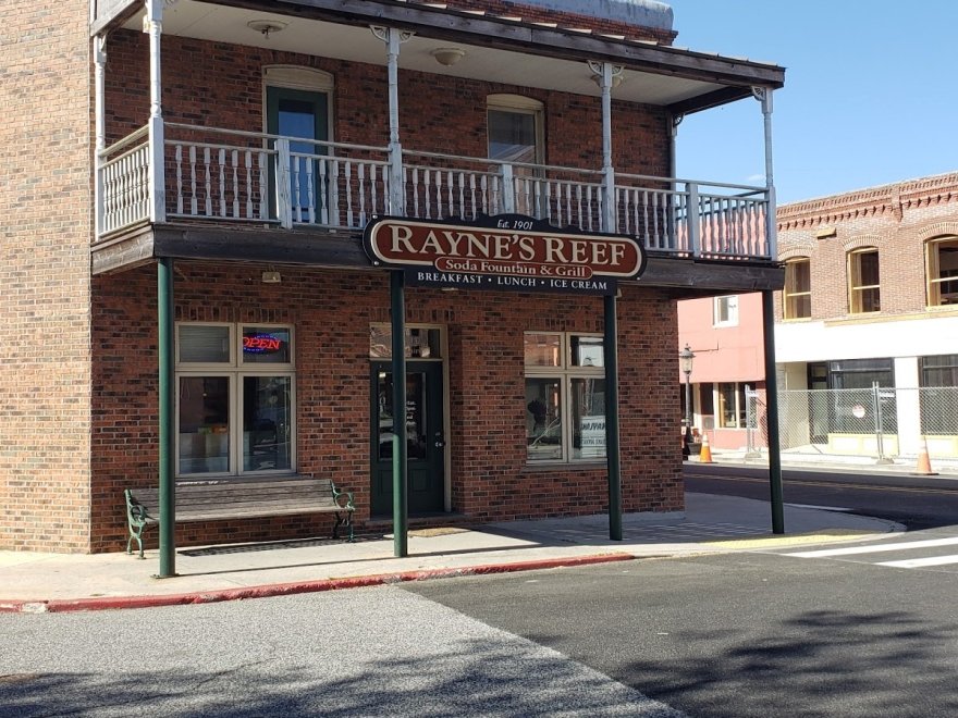 Rayne's Reef Soda Fountain & Grill Rayne's Reef Soda Fountain & Grill